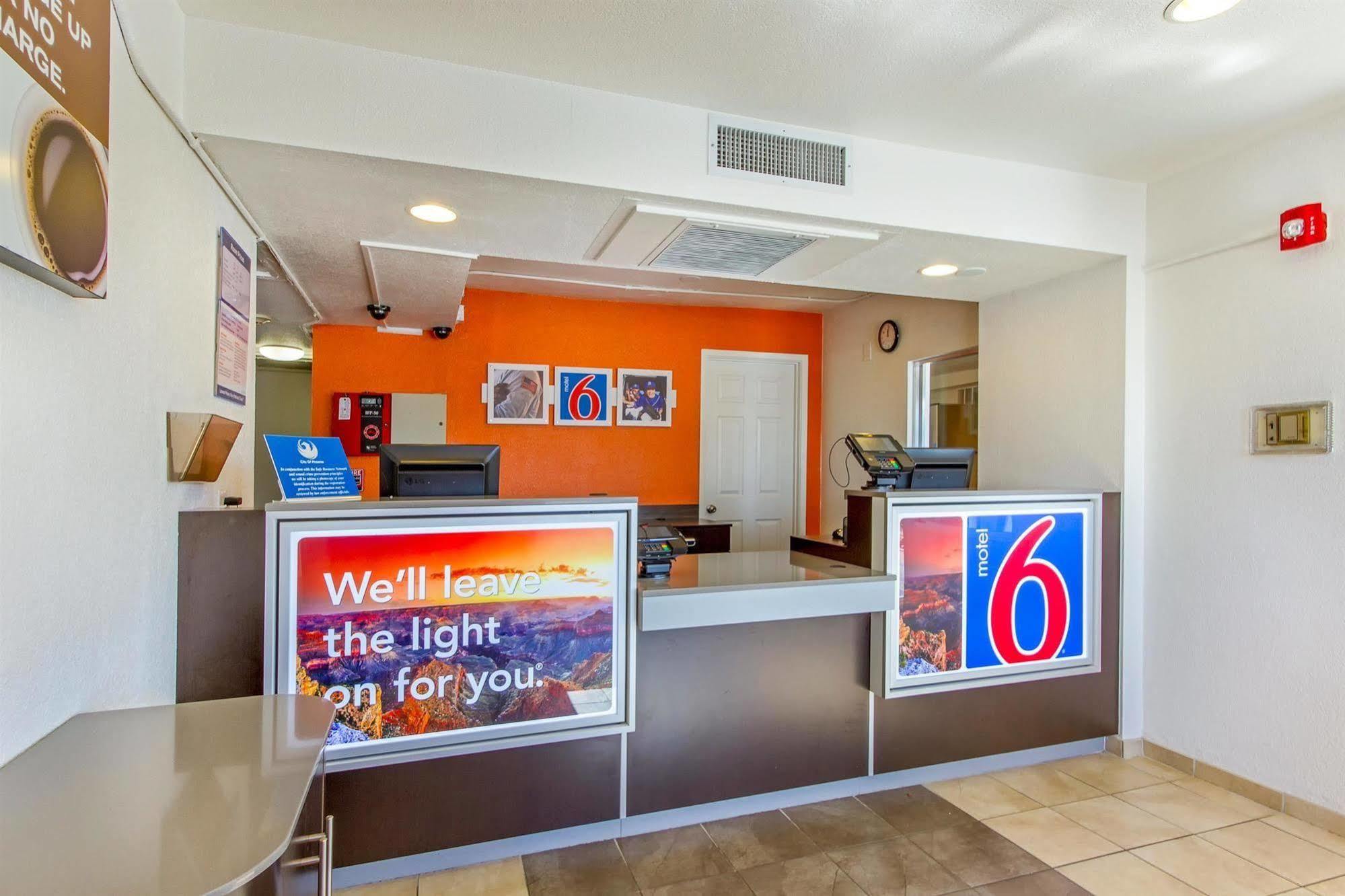 Motel 6-Phoenix, Az - North Bell Road Екстериор снимка